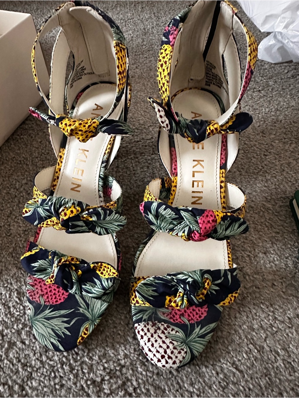 Anne Klein Tropical Print Knotted Open-Toe Heels EXACTLY AS PICTURED ❤️ - Picture 4 of 15